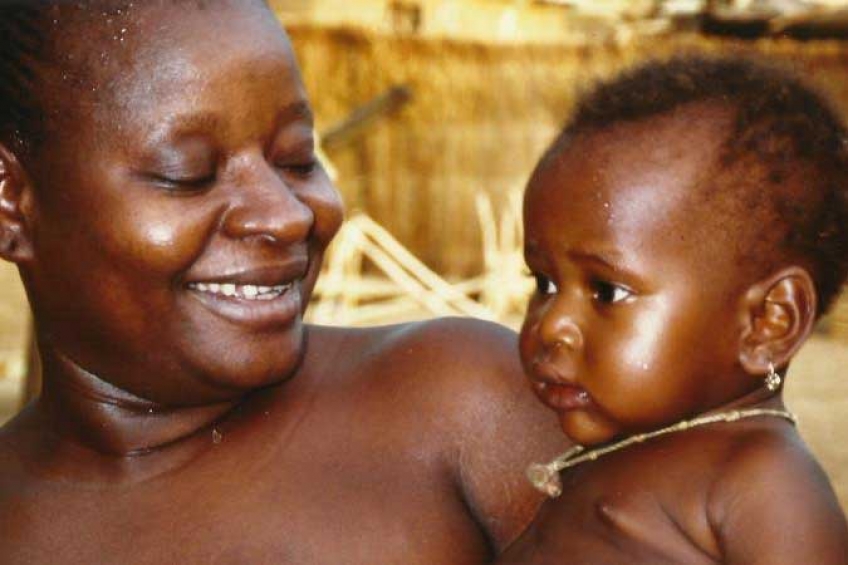 Une maternité pour les femmes de Gori (Burkina Faso) par Essentiel